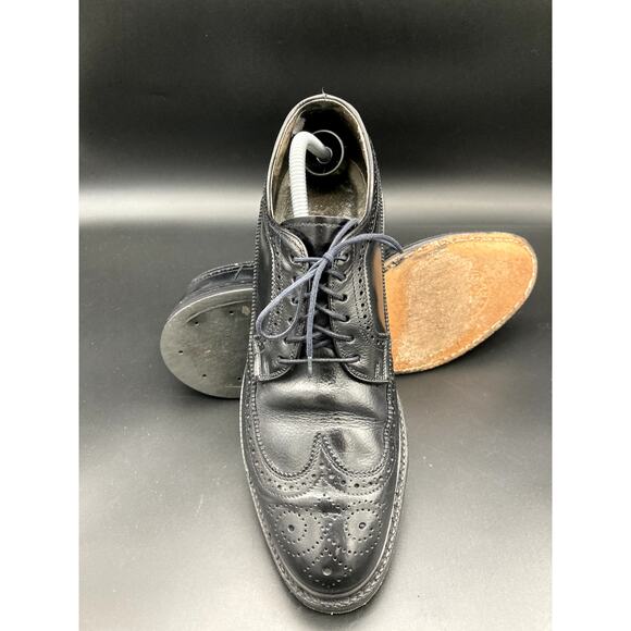 Hanover Black Leather Wingtip Brogues, Men\'s 9.5D/EUR 42.5 main image 6